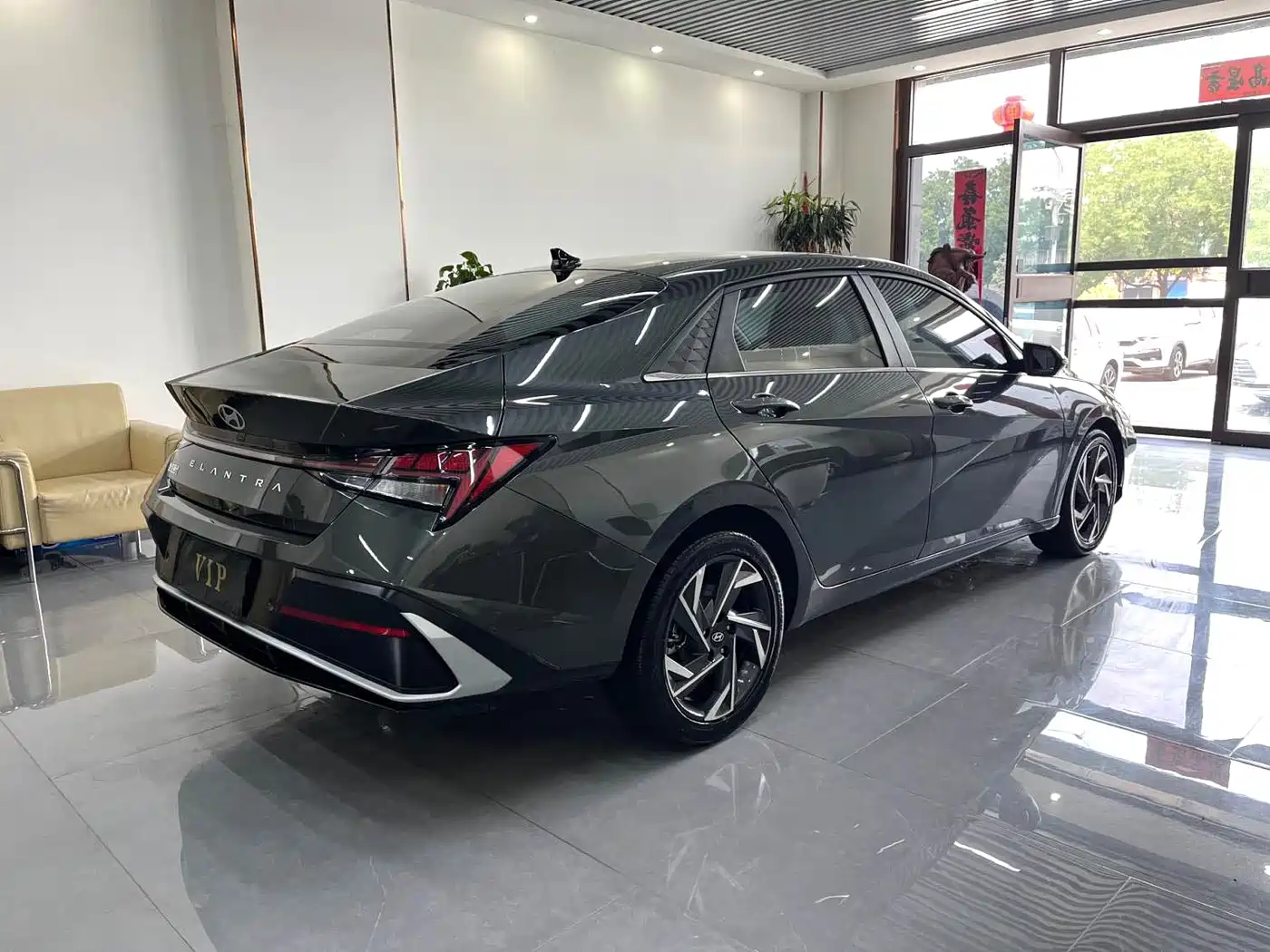 Hyundai Elantra 2024