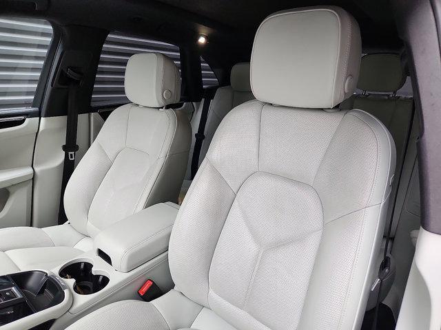 Porsche Macan 2023