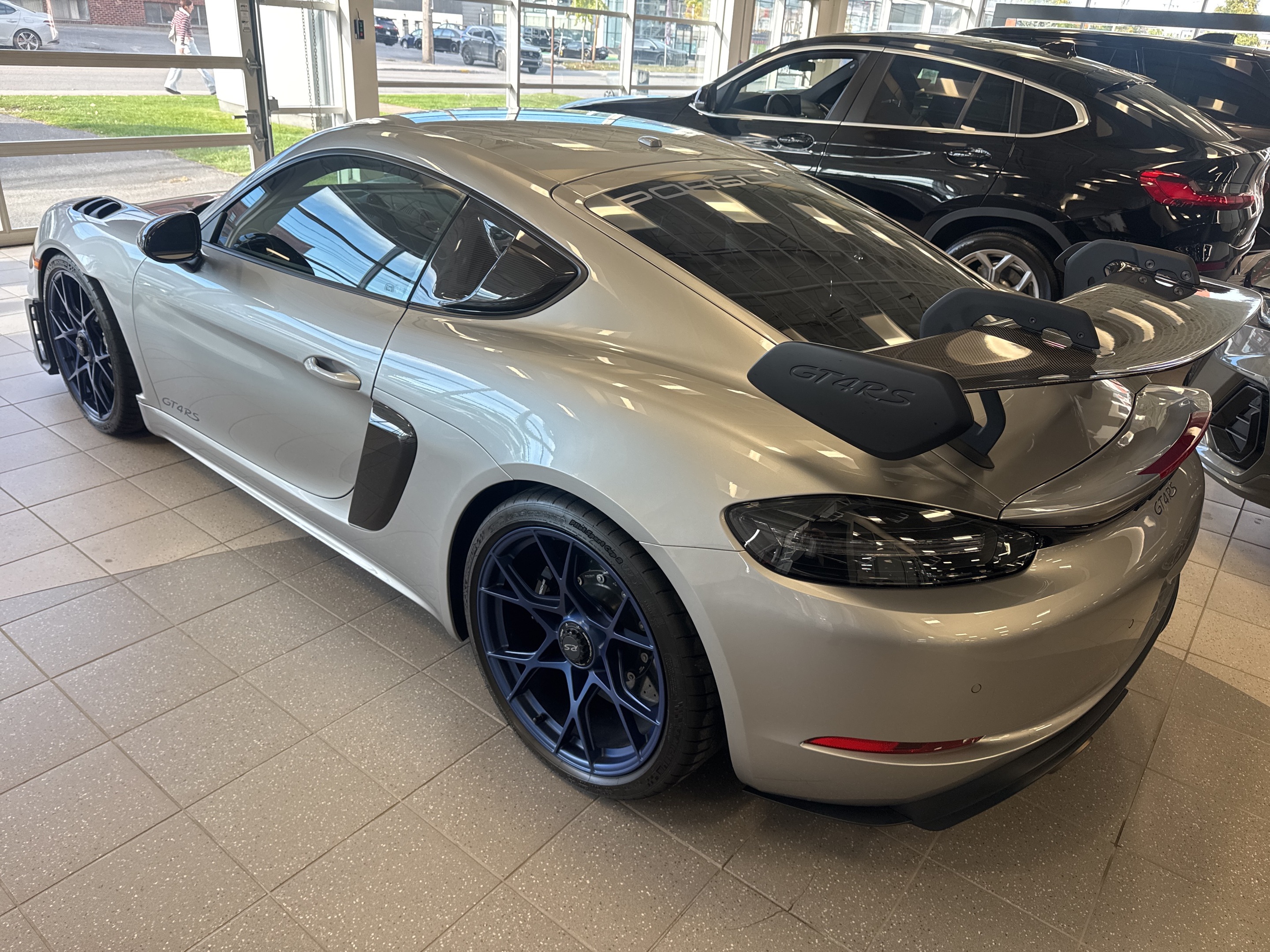 Porsche Cayman 2025