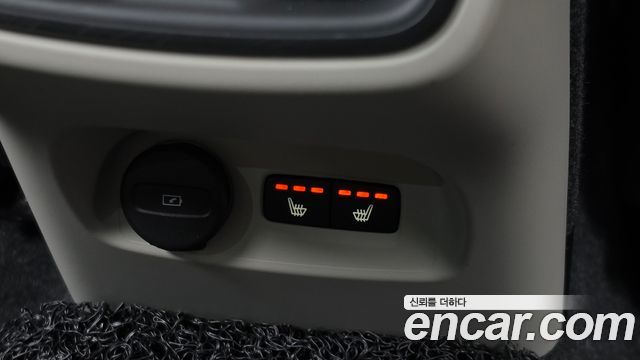 Volvo XC40 2023