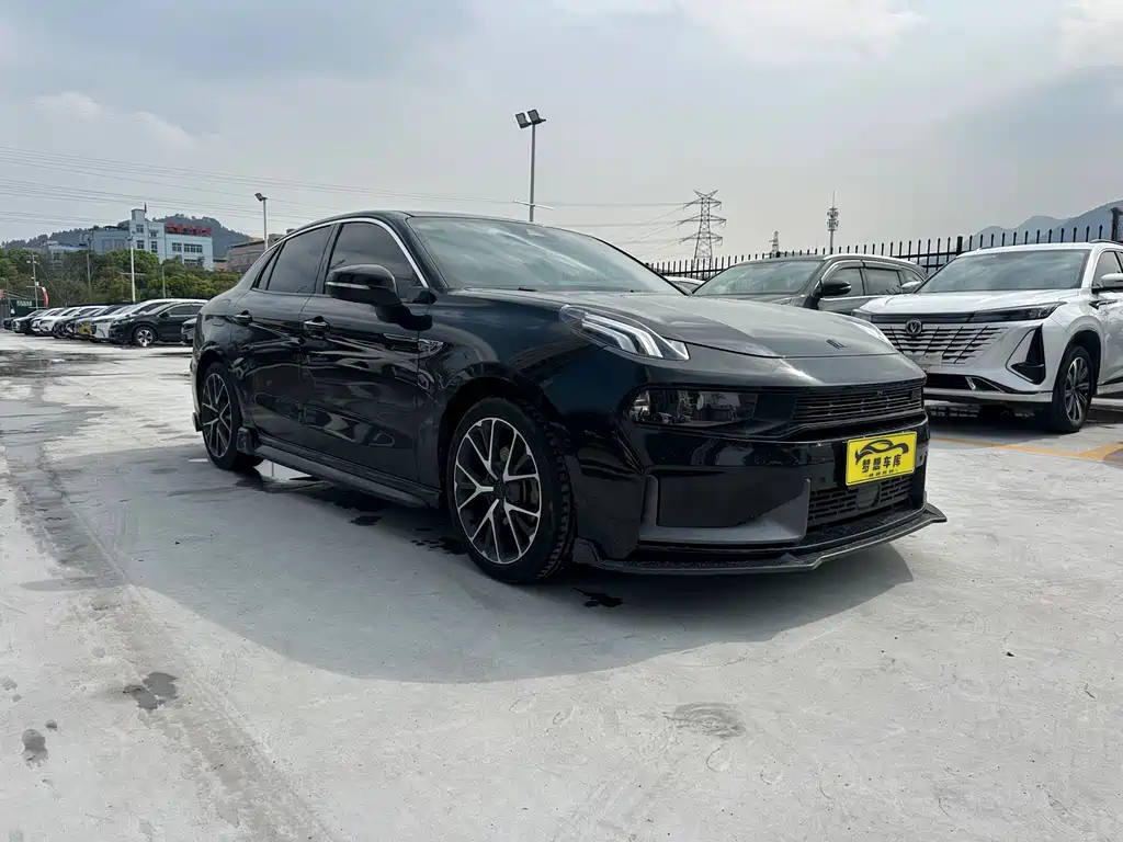 Lynk & Co 03 2021