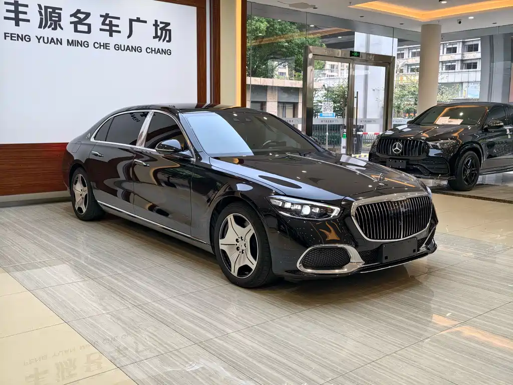 Mercedes-Benz Maybach S-Класс 2022