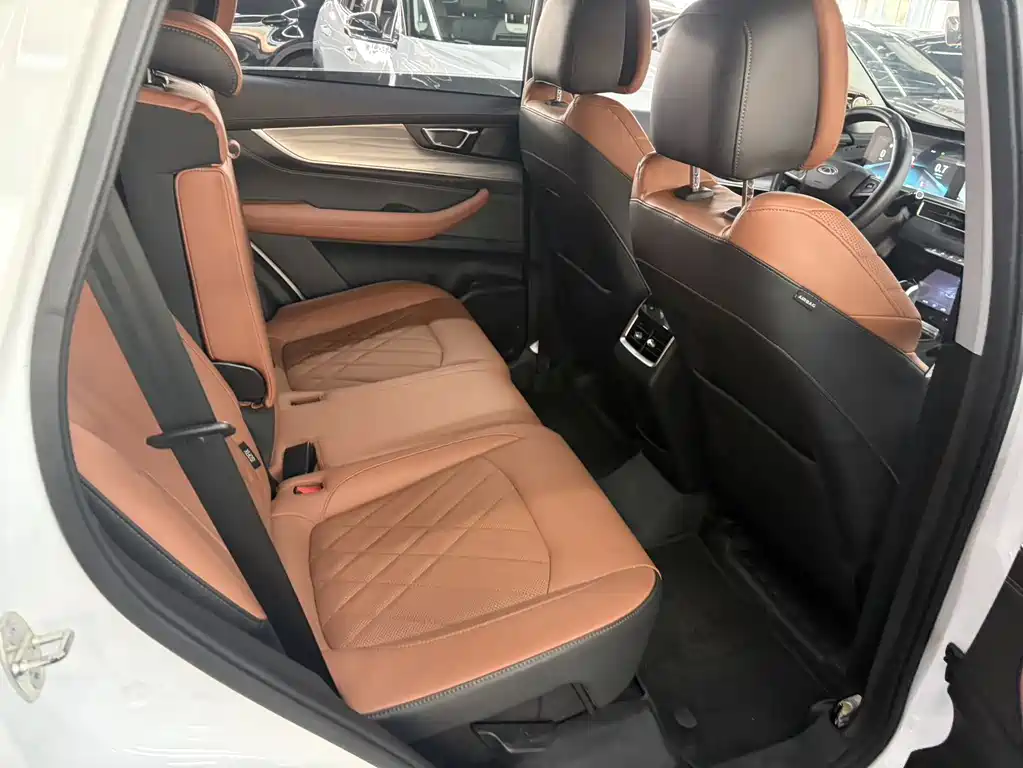 CHERY Tiggo 8 2021