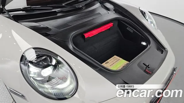 Porsche 911 2021