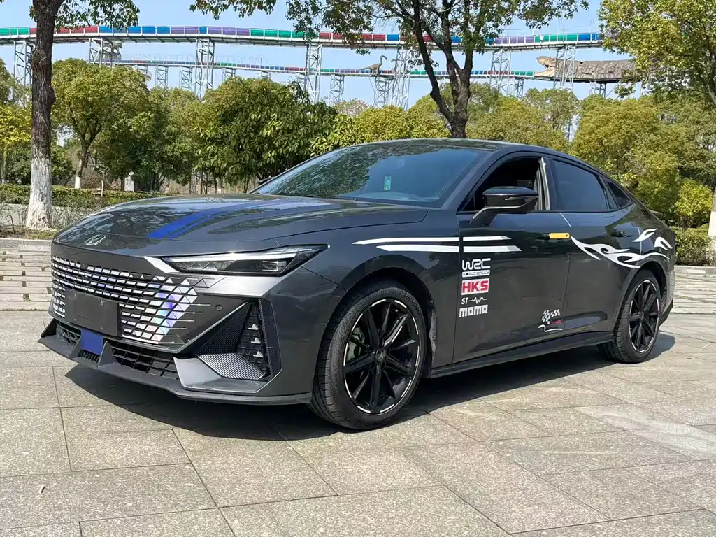 Changan UNI-V 2022