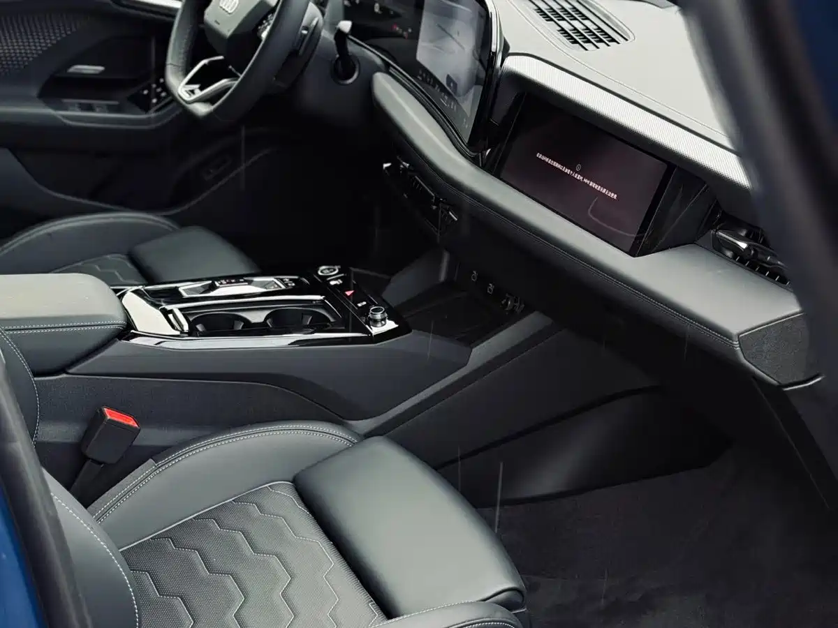Audi e-tron 2026