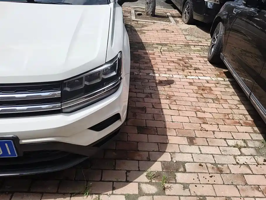 Volkswagen Tharu 2021
