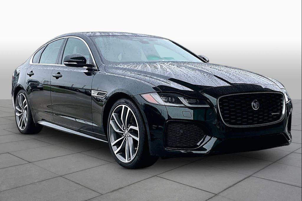 Jaguar XF 2024