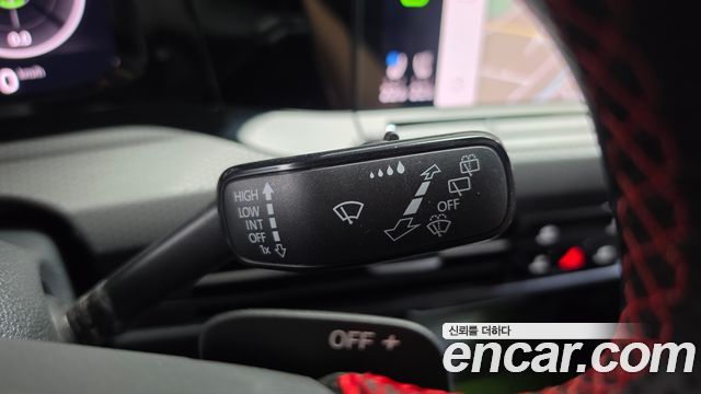 Volkswagen Golf 2024