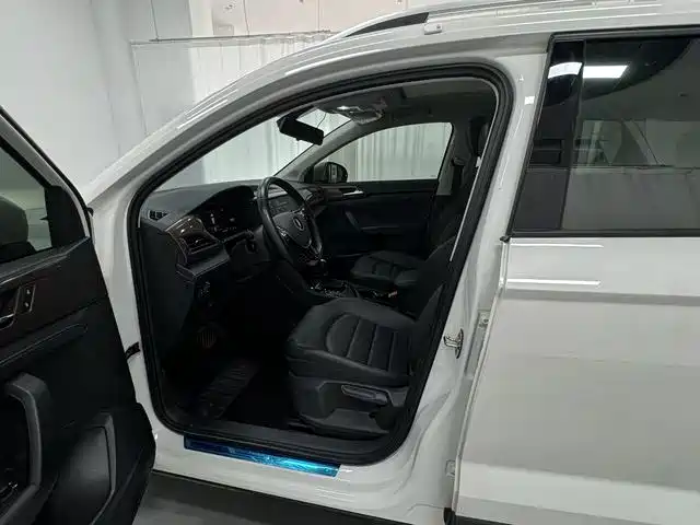 Volkswagen Tharu 2022