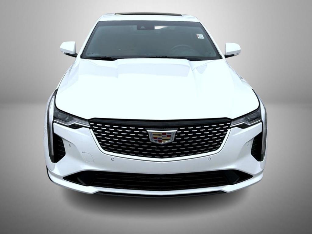 Cadillac CT4 2022
