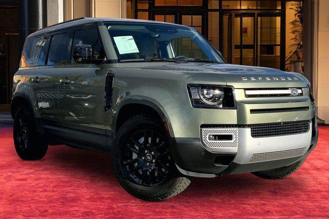 Land Rover Defender 2024
