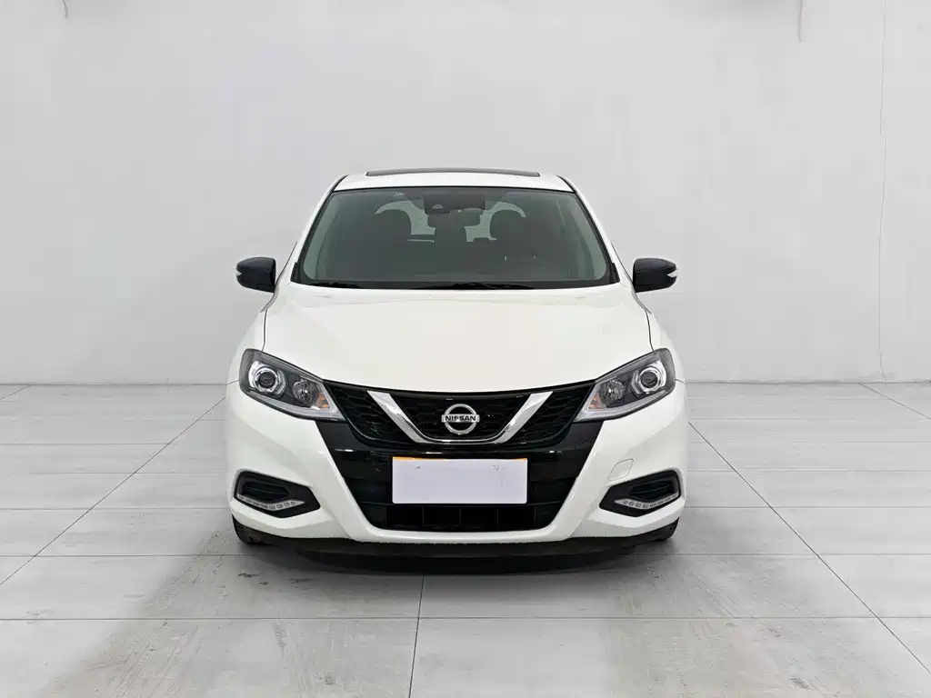 Nissan Tiida 2021