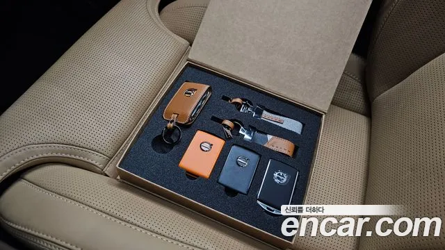 Volvo V60 2024