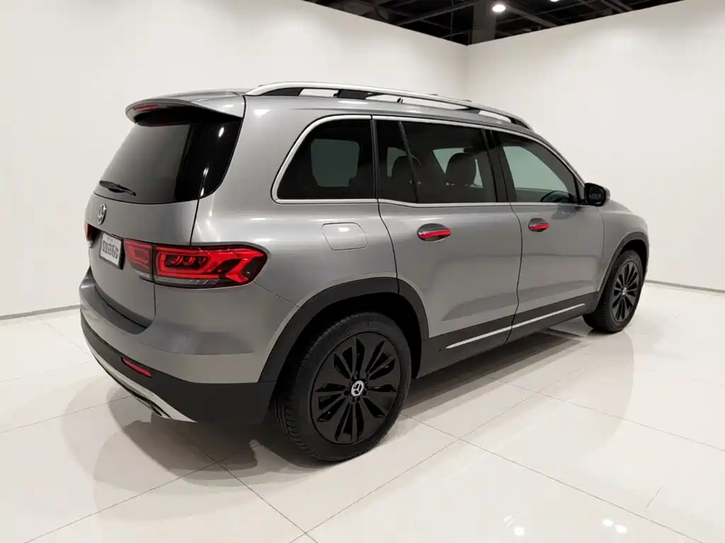 Mercedes-Benz GLB 2024