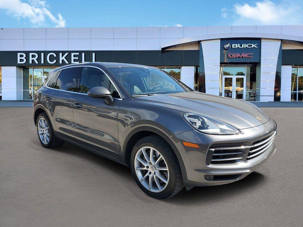 Porsche Cayenne 2022