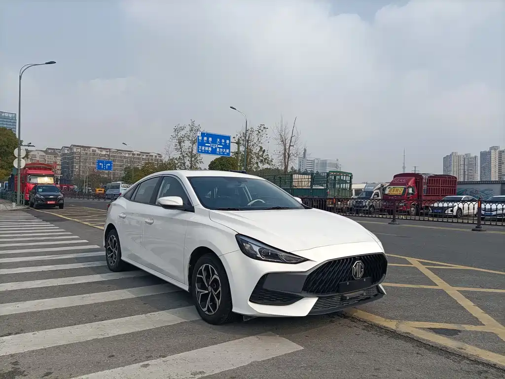 MG MG5 2023