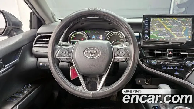 Toyota Camry 2023