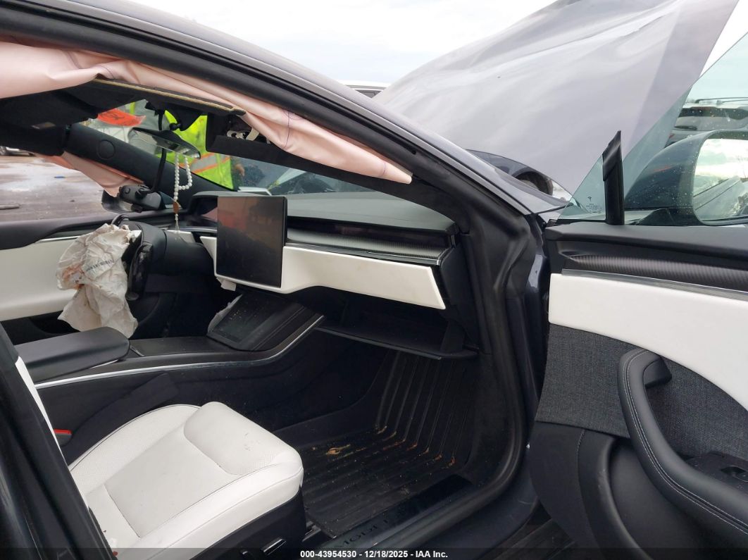 Tesla Model S 2022