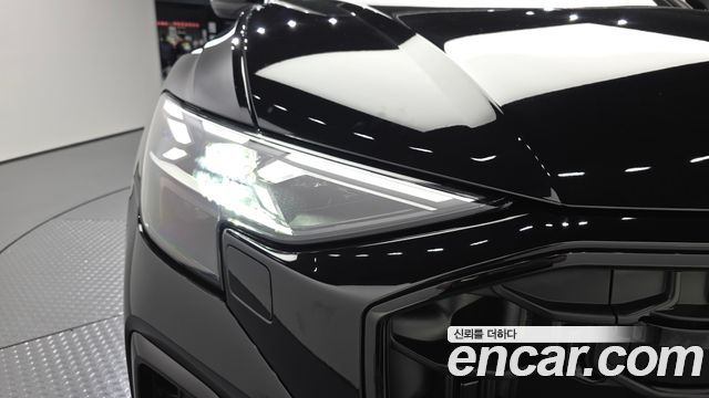 Audi Q8 2025