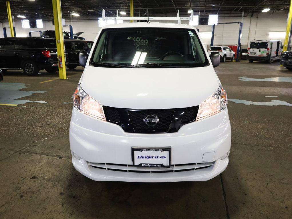 Nissan NV200 2021