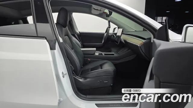 Tesla Model Y 2021