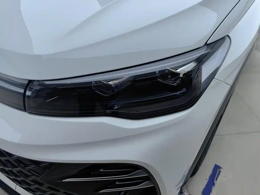 Volkswagen Tiguan 2024