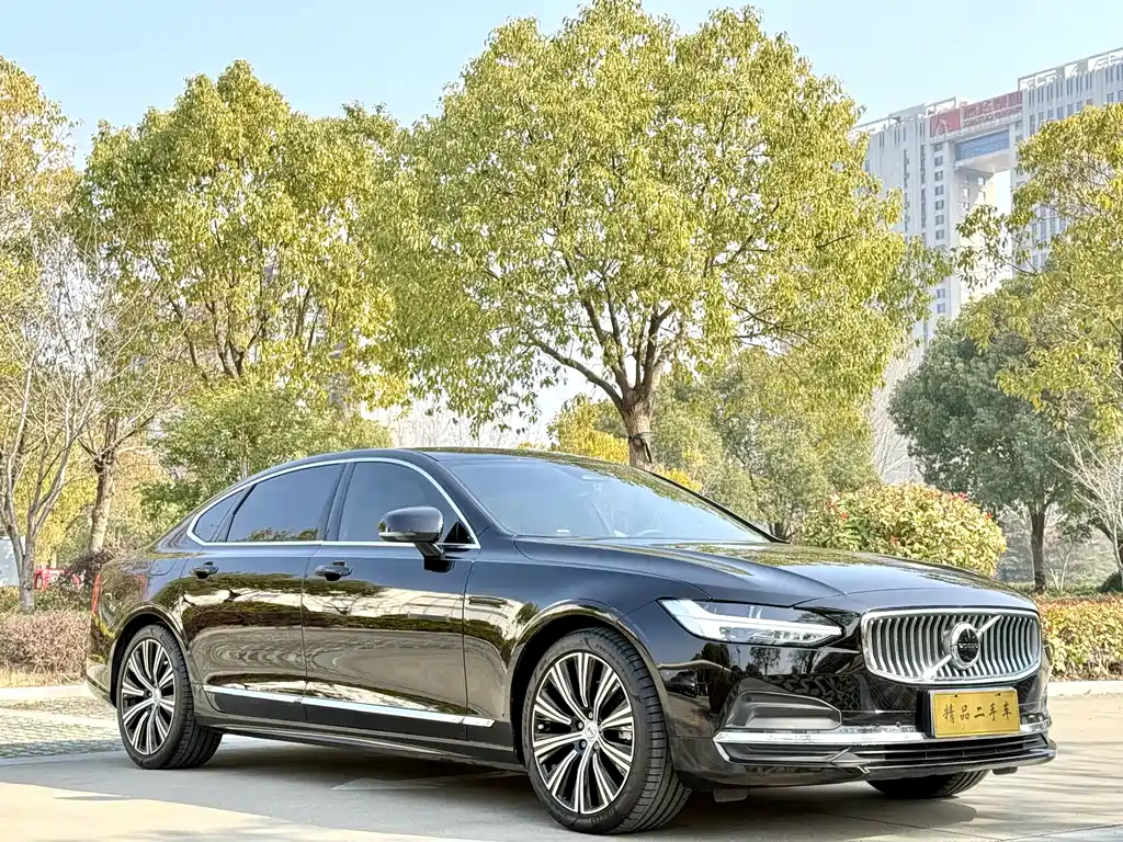 Volvo S90 2024