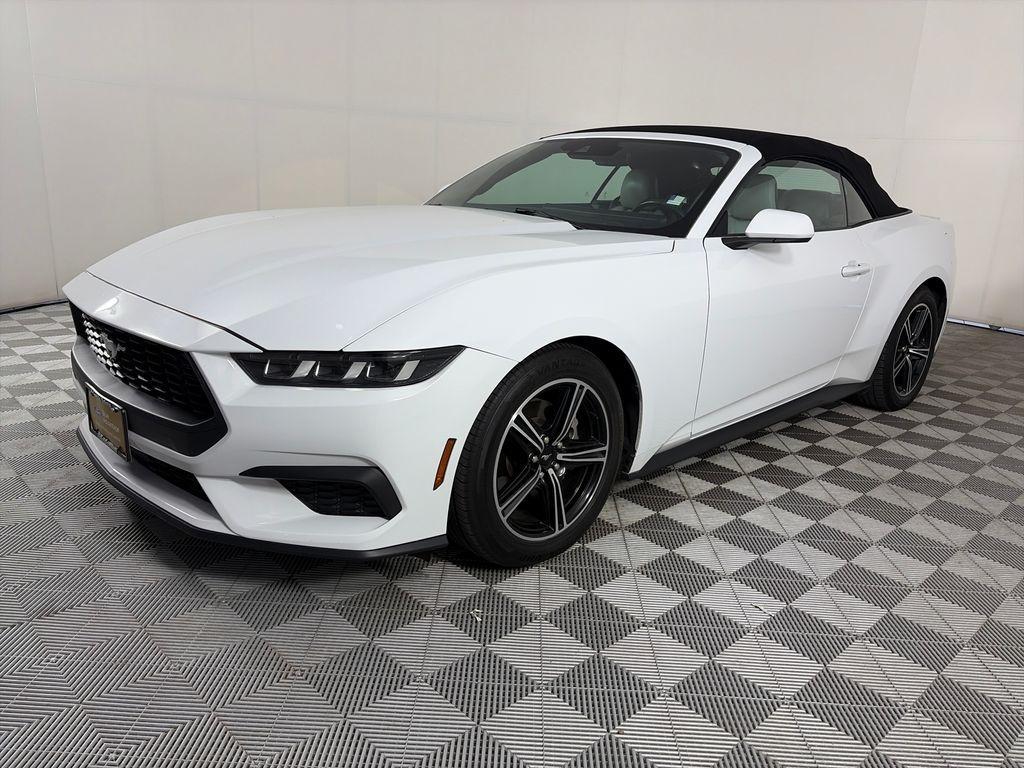 Ford Mustang 2024