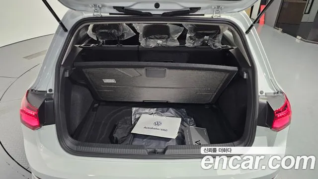 Volkswagen Golf 2024