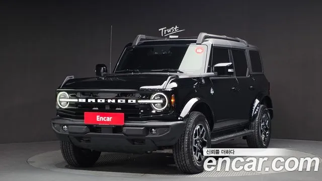 Ford Bronco 2023