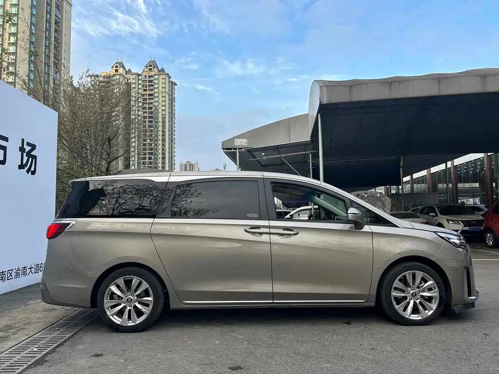 Buick GL8 2024