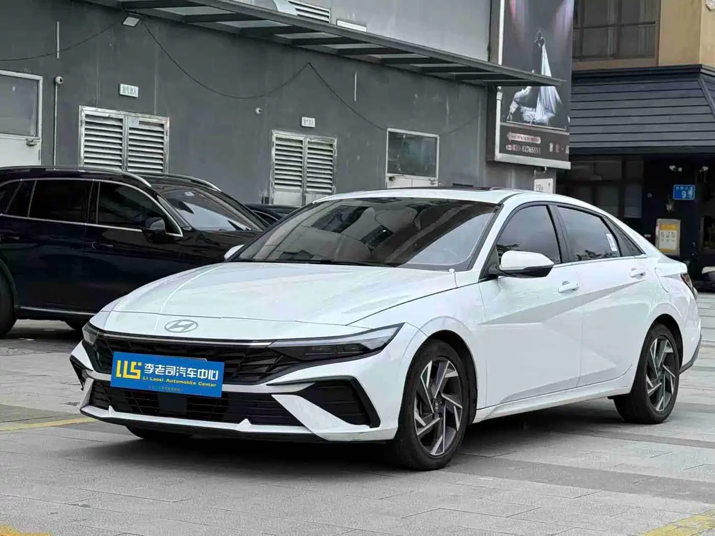 Hyundai Elantra 2025