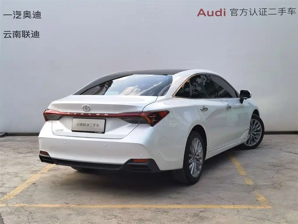 Toyota Avalon 2024