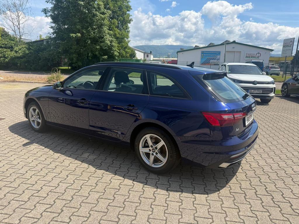 Audi A4 2023