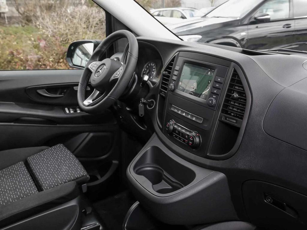 Mercedes-Benz Vito 2023