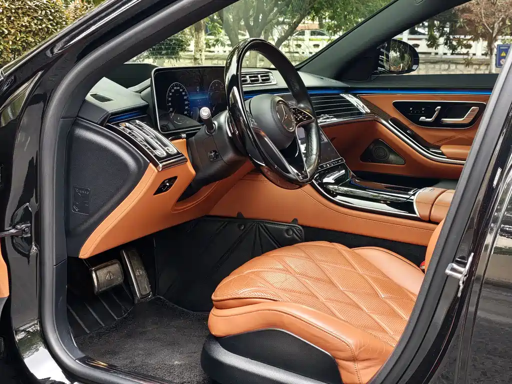 Mercedes-Benz Maybach S-Класс 2022