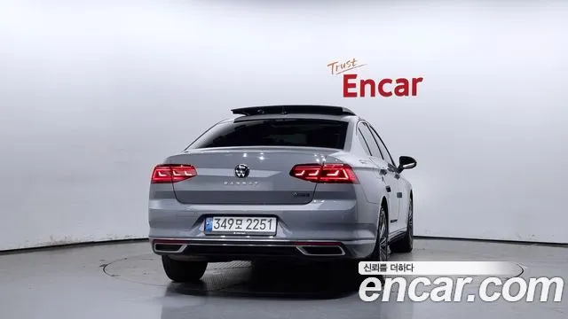 Volkswagen Passat 2022