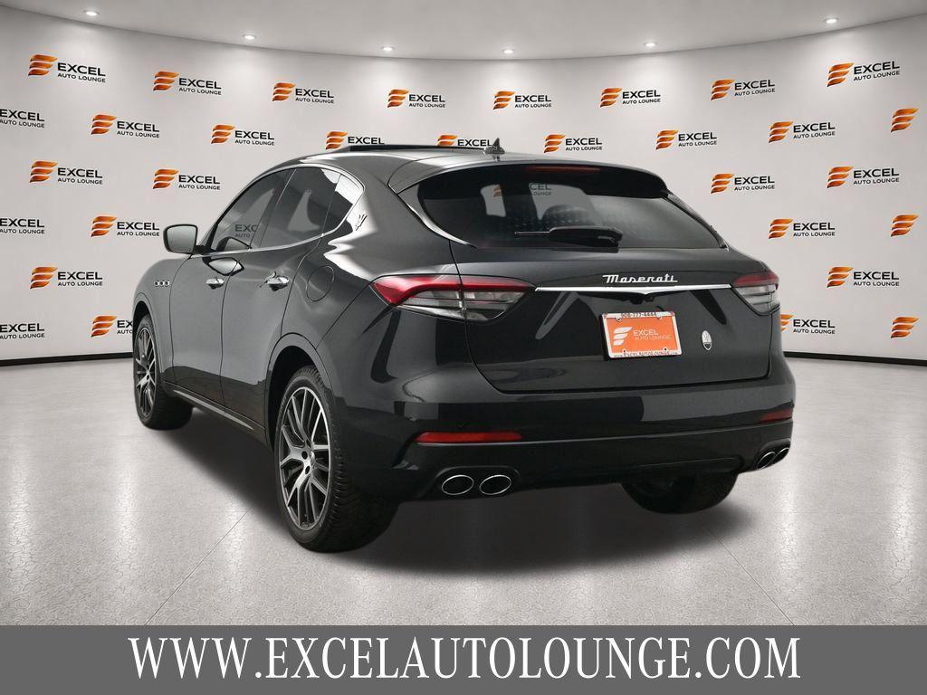 Maserati Levante 2022