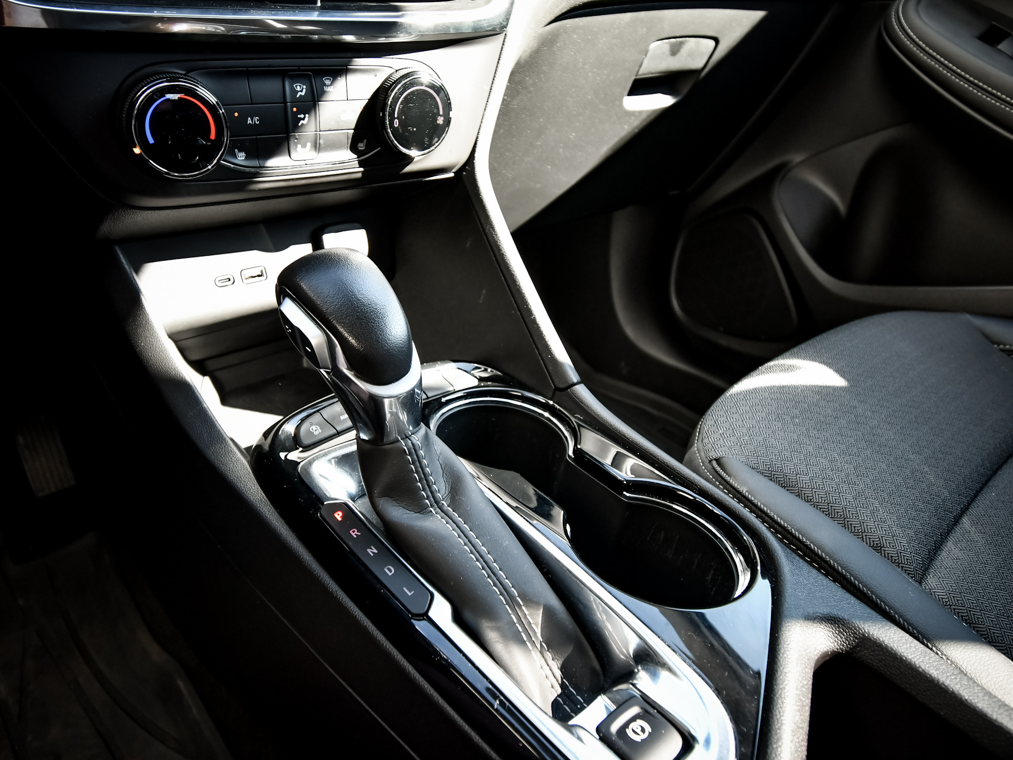 Buick Encore GX 2024