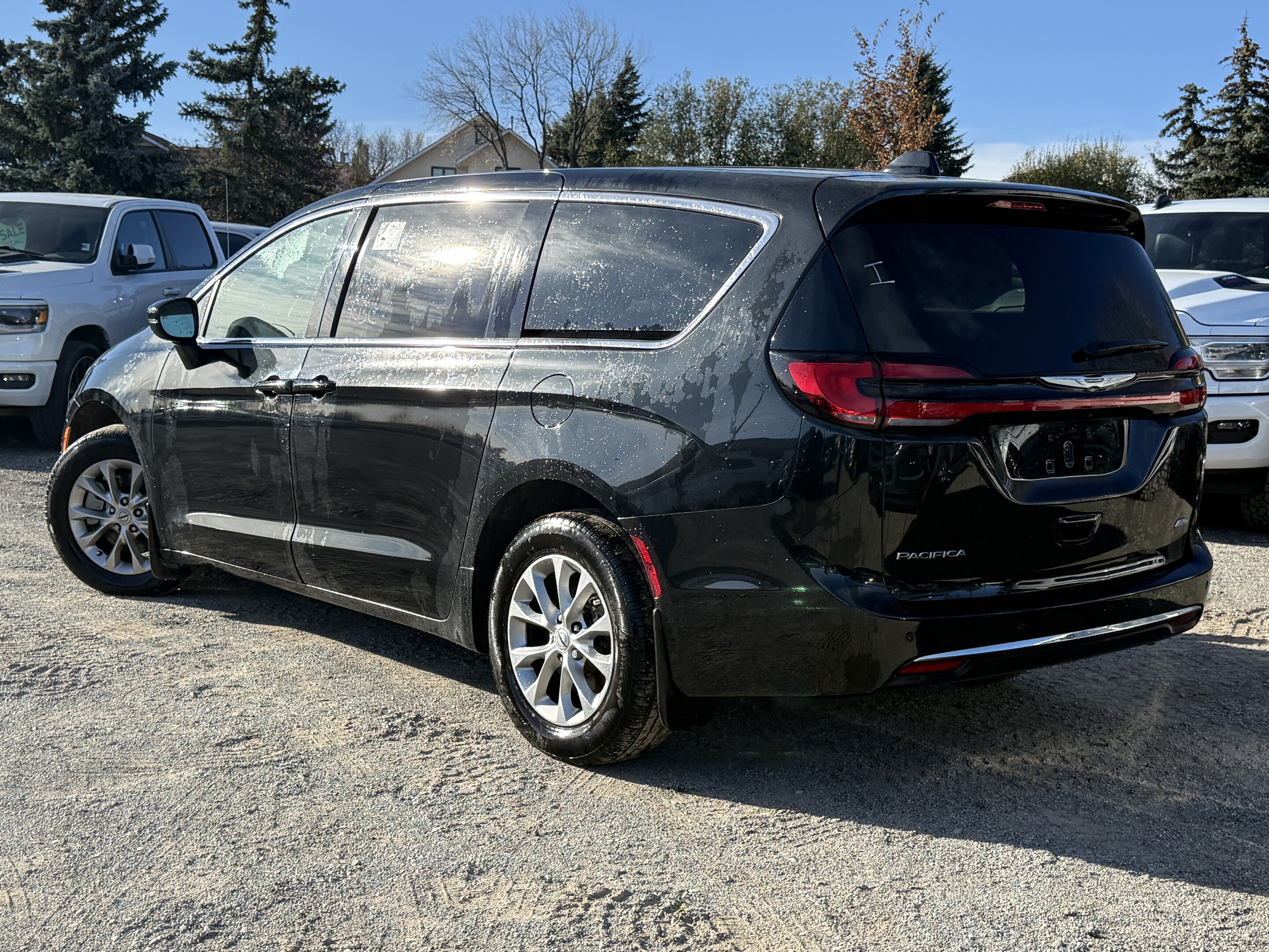 Chrysler Pacifica 2023