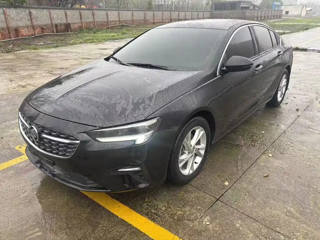 Buick Regal 2021