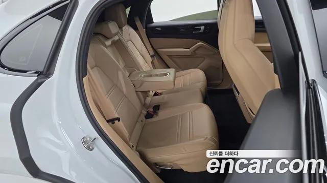 Porsche Cayenne 2020