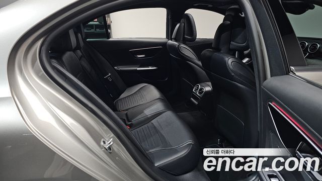 Mercedes-Benz C-Класс 2024