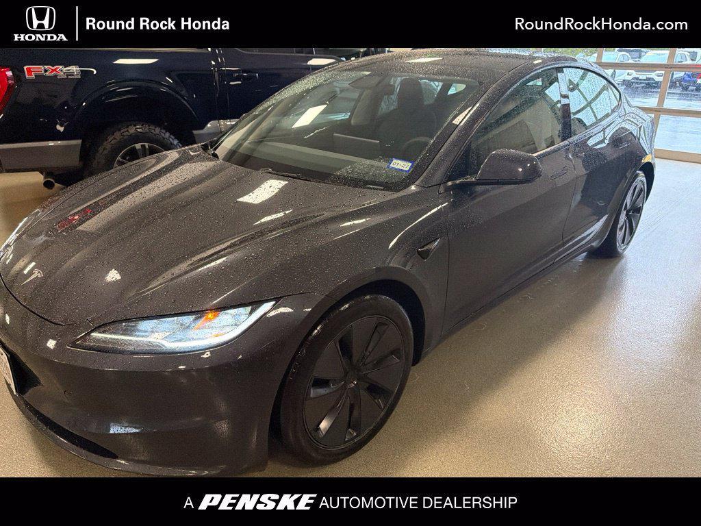 Tesla Model 3 2024