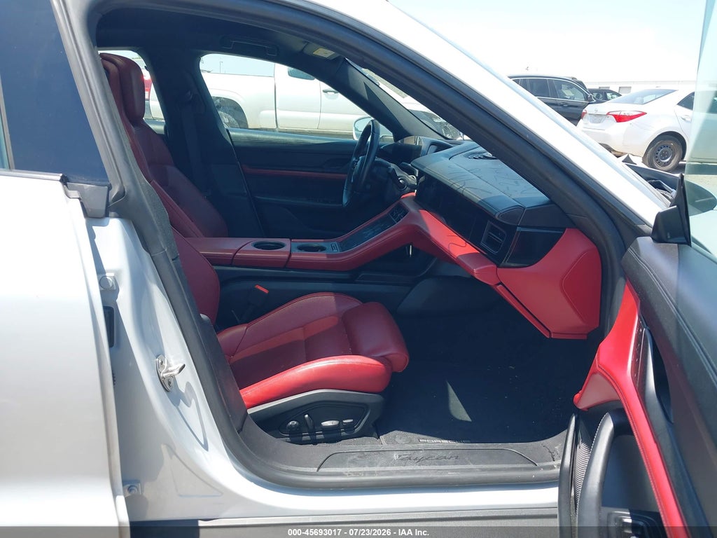 Porsche Taycan 2022