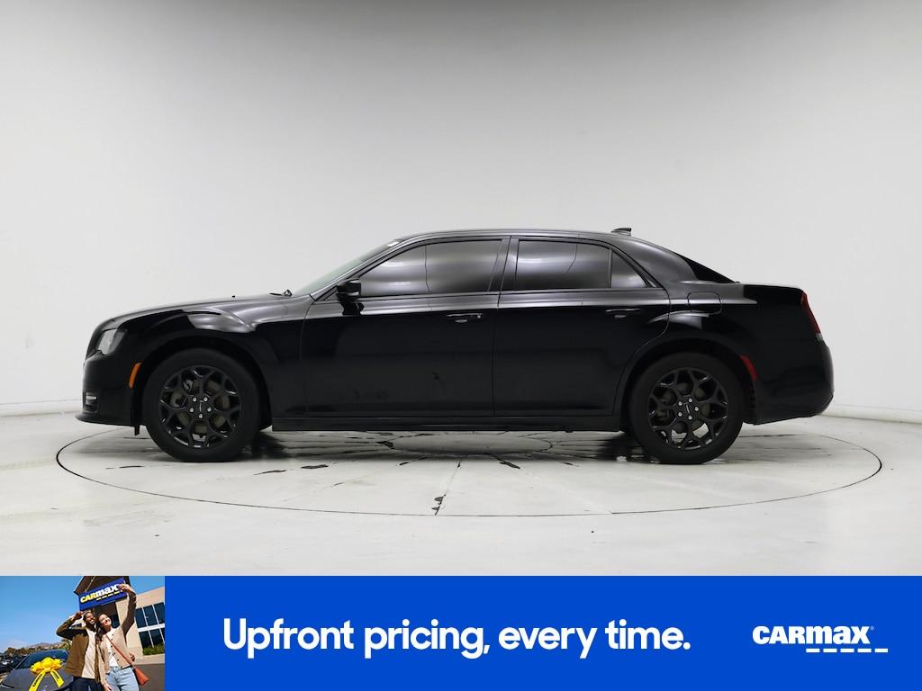 Chrysler 300 2022