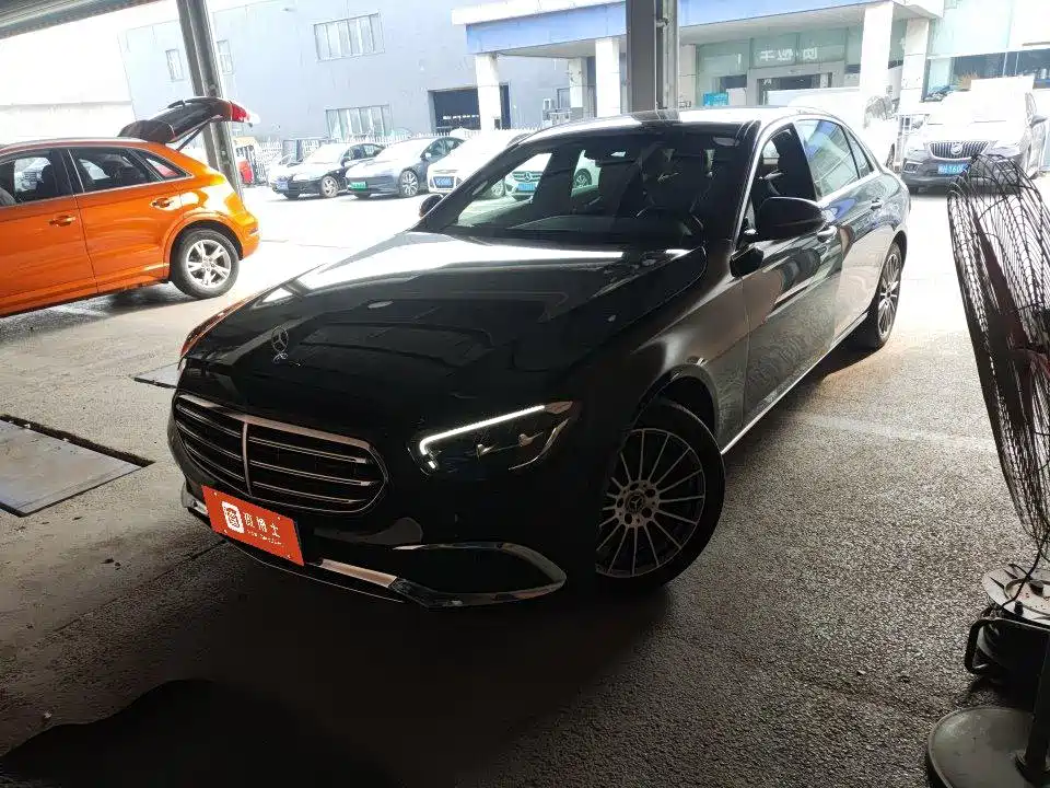 Mercedes-Benz E-Класс 2023