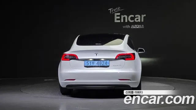 Tesla Model 3 2020