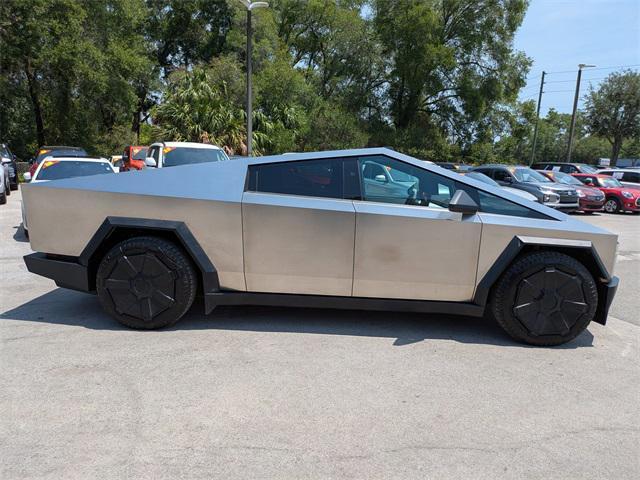 Tesla Cybertruck 2024